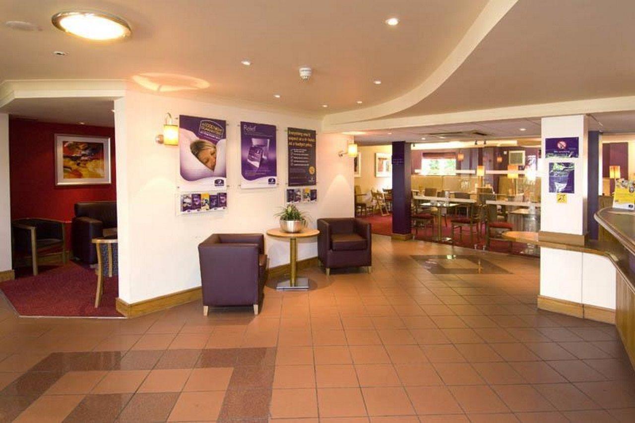 Premier Inn Birmingham South - Hall Green Exterior foto